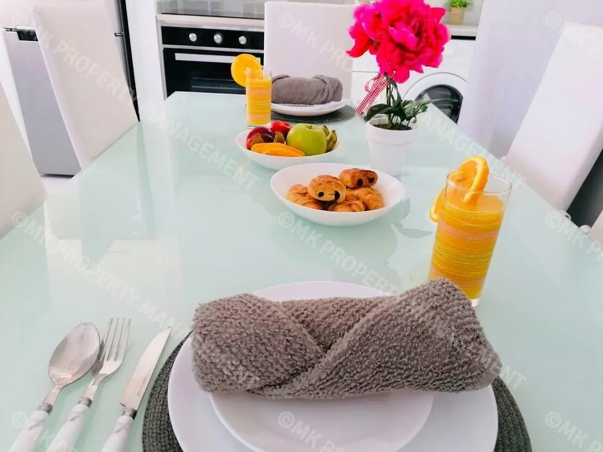 Lysia Sea-View Apartment Larnaca