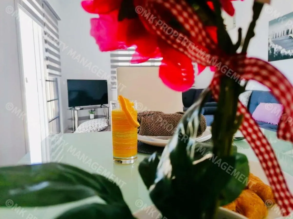Lysia Sea-View Apartment Larnaca